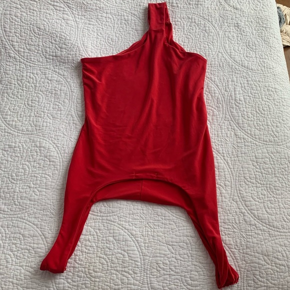 Pretty Little Thing Red Thong Bodysuit - Picture 9 of 10